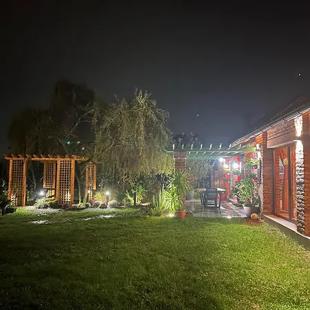 Charming Place In The Nature-casita Iris Gospodarstwo agroturystyczne *