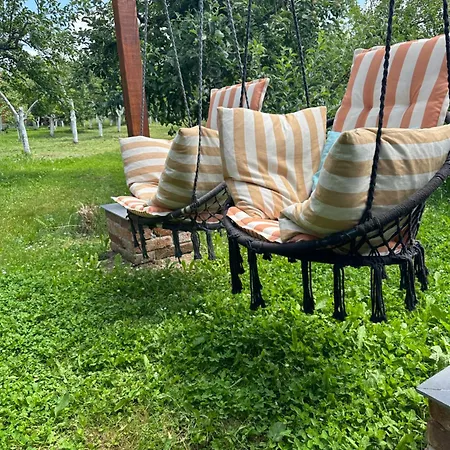 Charming Place In The Nature-casita Iris Séjour à la ferme *